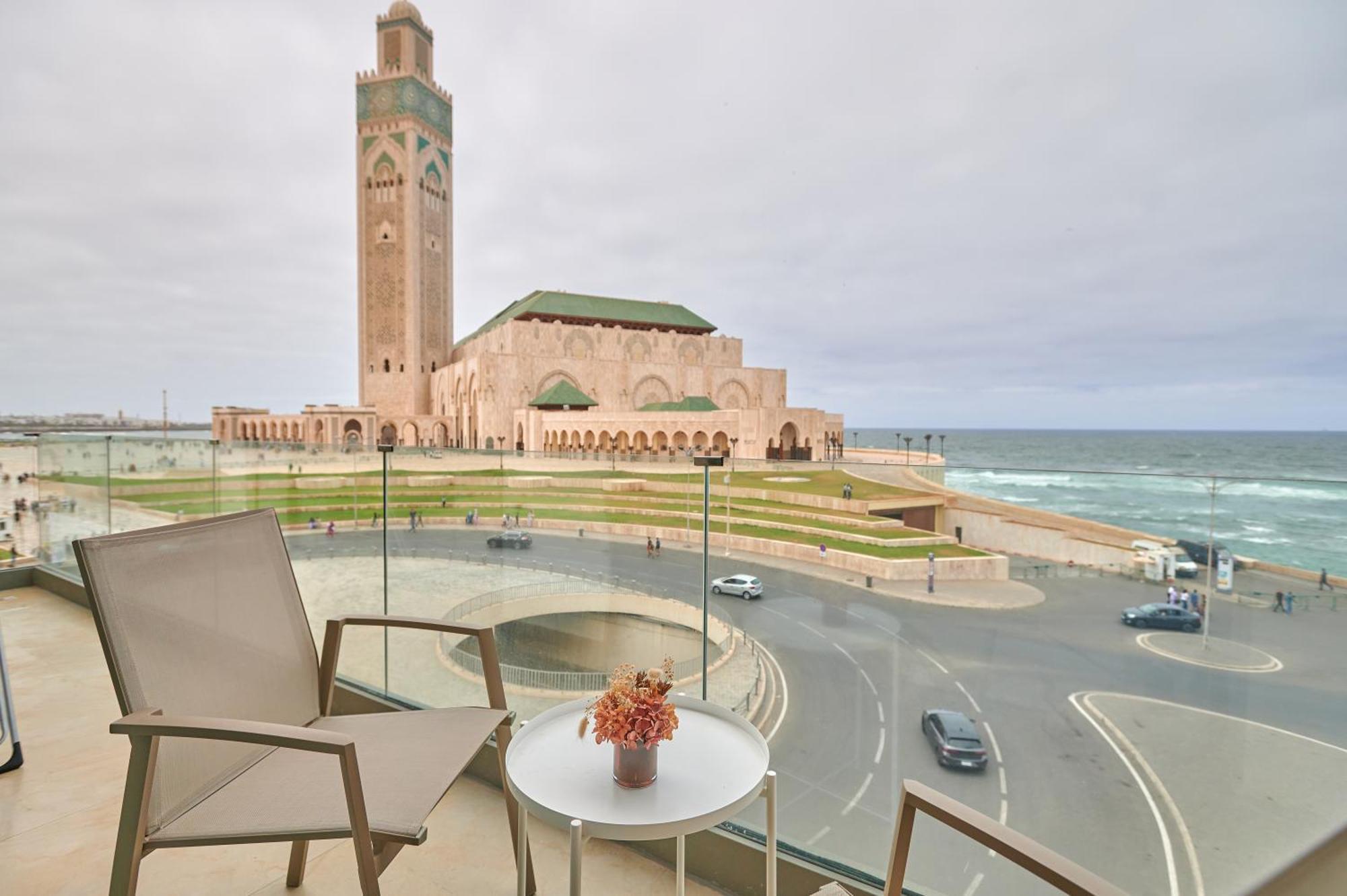 Thecasaedition - Bel Azur - Sea View & Hassan II Mosque Residency Касабланка Экстерьер фото